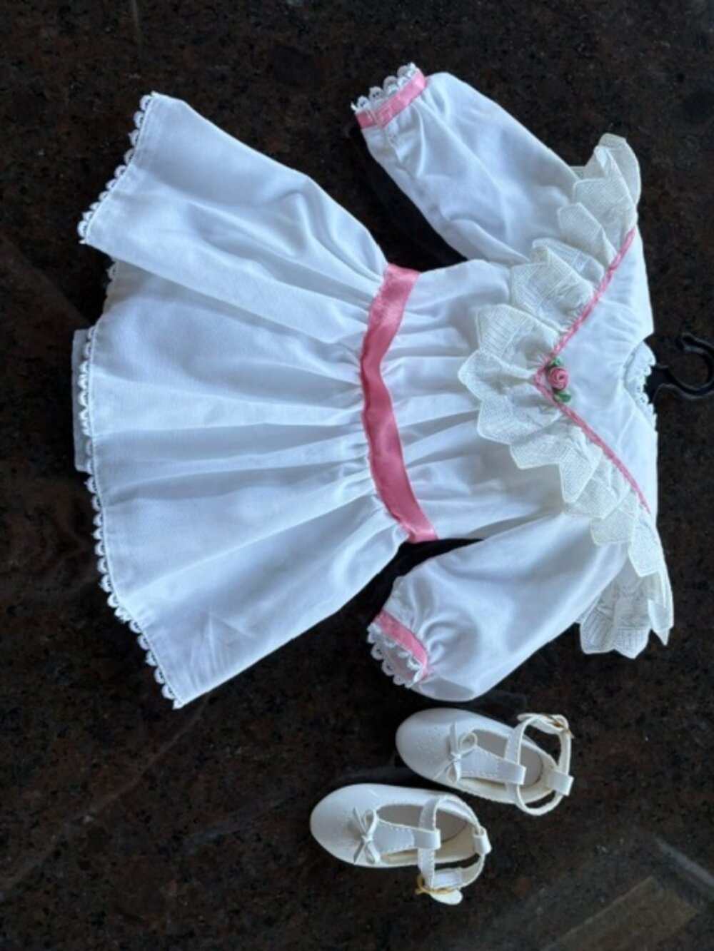 Pleasant Company - 3 Outfits - 18" Samantha Doll - Picture 4 of 9
